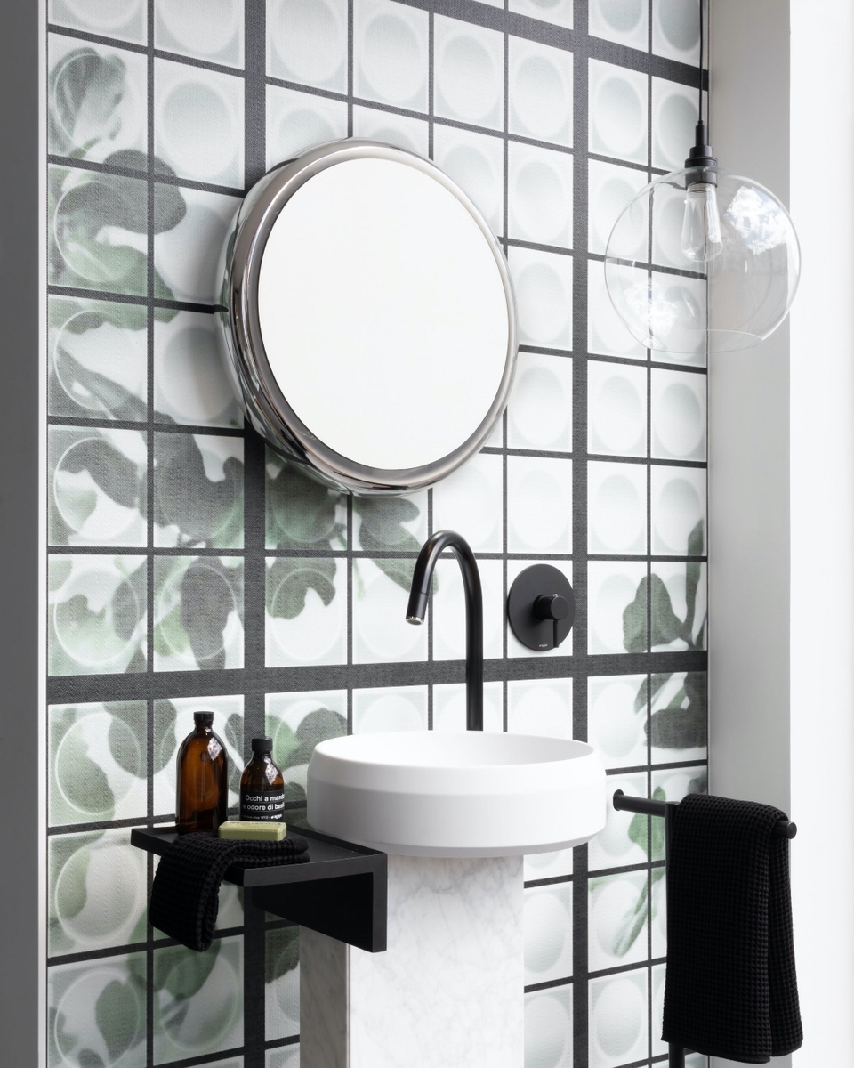 Project: West One Bathrooms<br />
Ph: Paul Craig