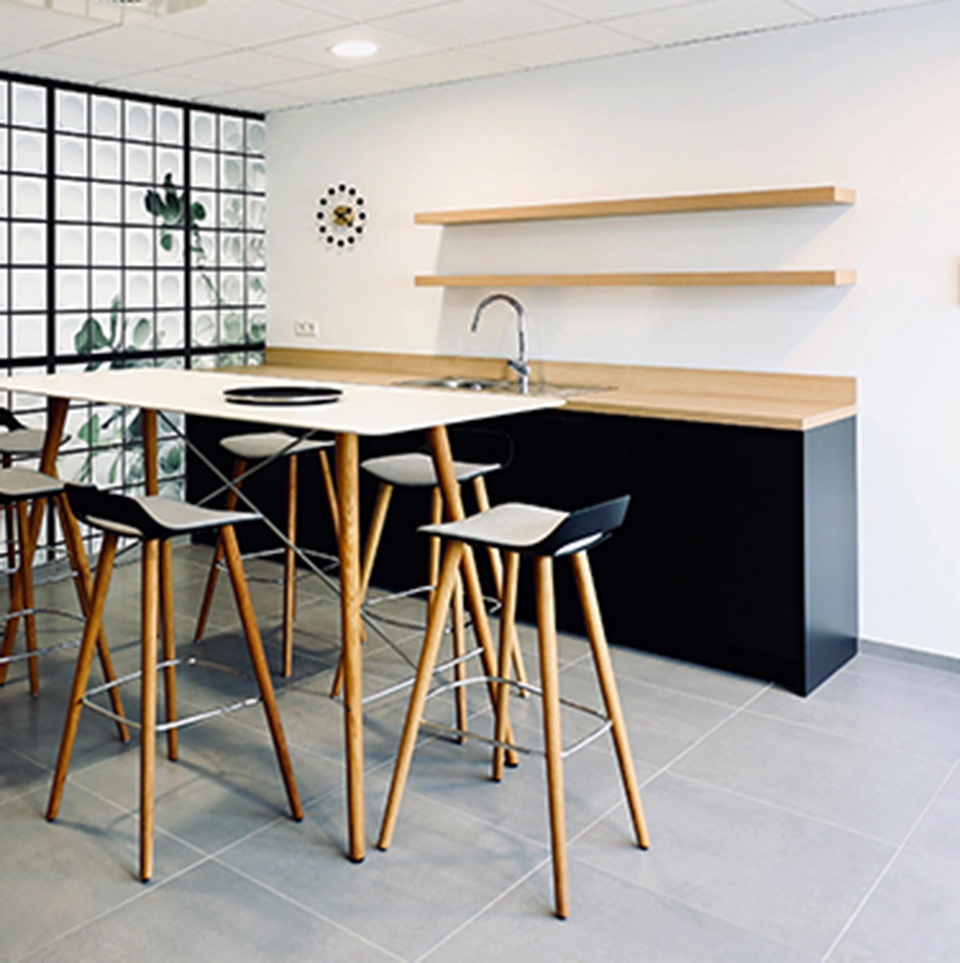 Project: Pro Office<br />
Ph: Regine Rabanus